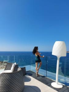 Chica busca chico en Ibiza: 