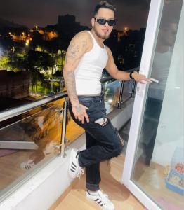 674713300: Chico busca chica en Las Palmas