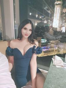 Chica busca chico en Cuenca: 