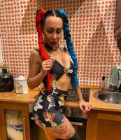 655882183: Chica busca chico en Madrid