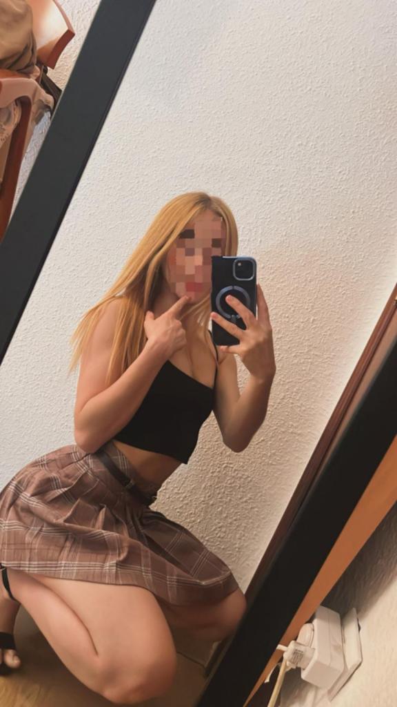 664588630: Chica busca chico en Asturias