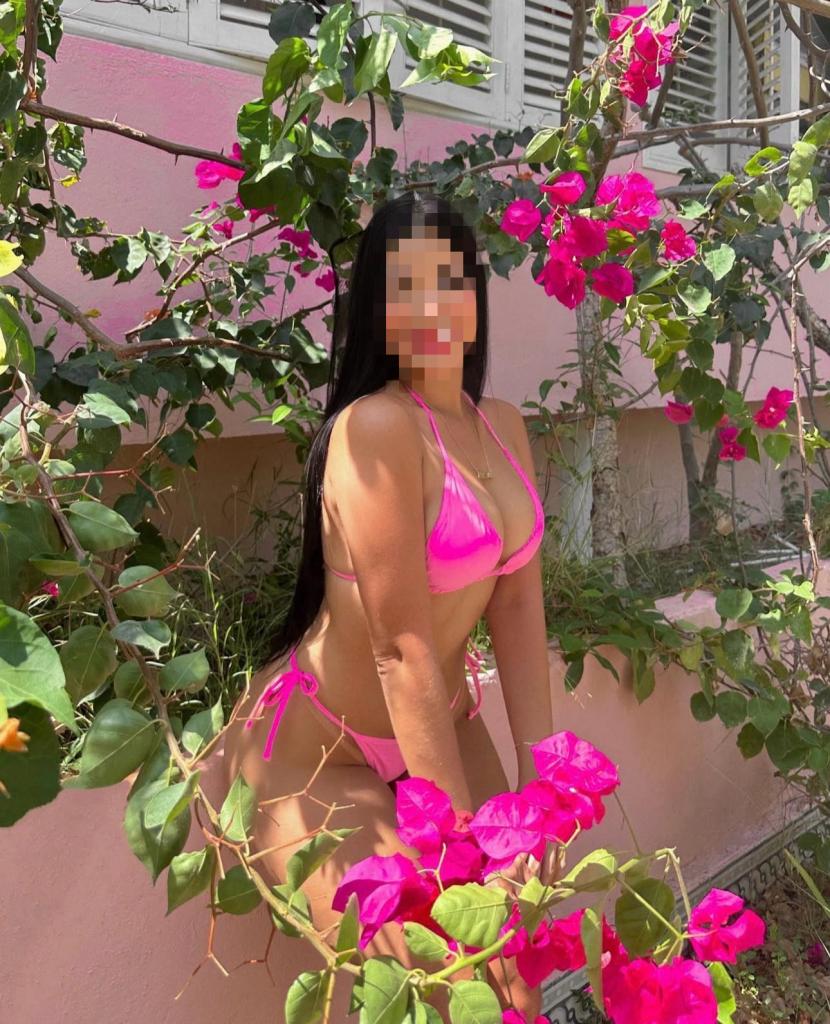 Chica busca chico en Tenerife: 