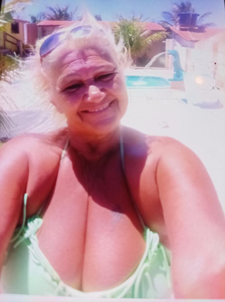 Chica busca chico en León: 