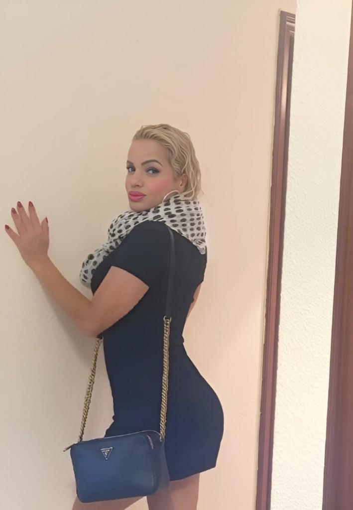 642049671: Travesti en Álava