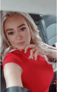 692848629: Chica busca chico en Ibiza