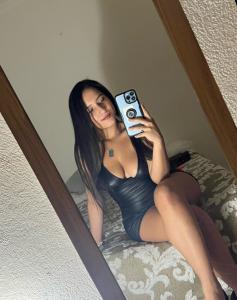 643498750: Chica busca chico en Murcia