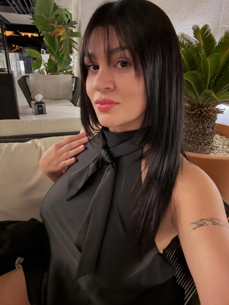 Chica busca chico en Almería: 