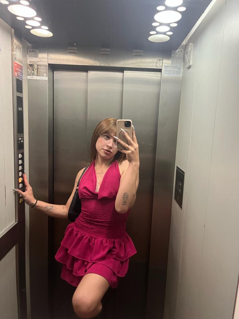 647256537: Travesti en Mallorca