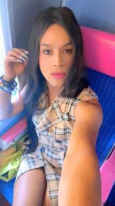 633047034: Chica busca chico en León