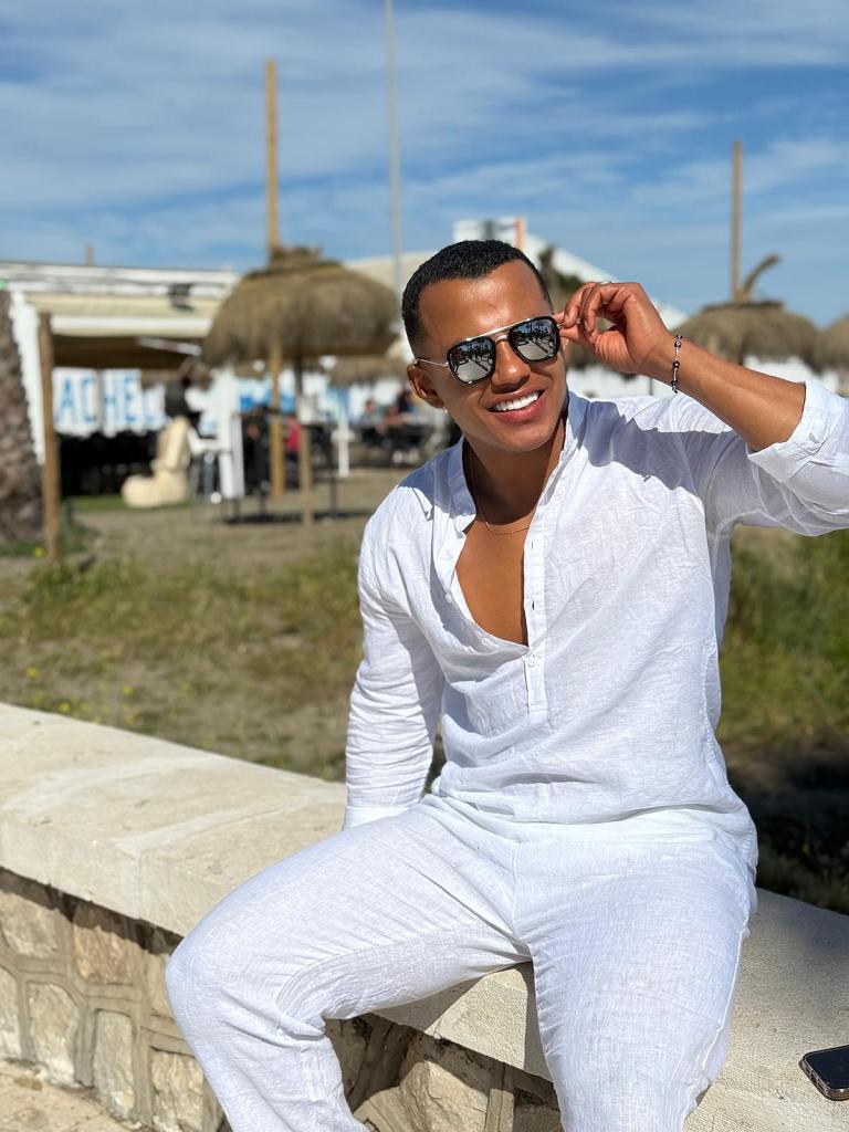 Chico busca chica en Gerona: 