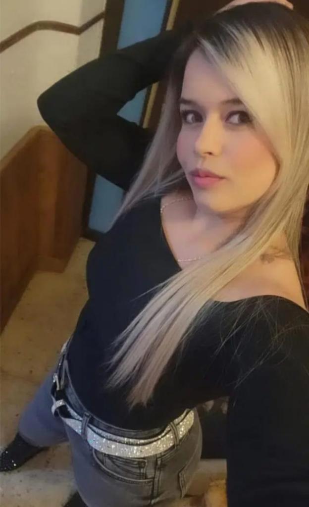 Chica busca chico en Cádiz: 