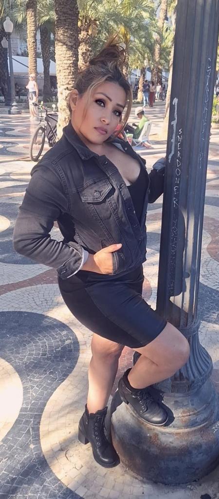 613893938: Chica busca chico en Zaragoza
