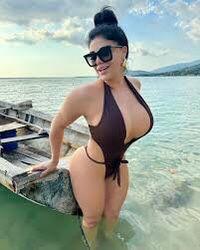 626752596: Chica busca chico en Madrid