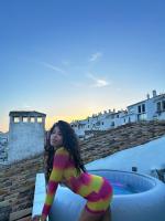 610198452: Chica busca chico en Madrid