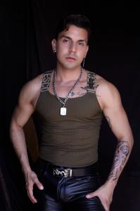 695819266: Chico busca chica en Barcelona