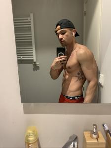 Chico busca chica en Barcelona: 