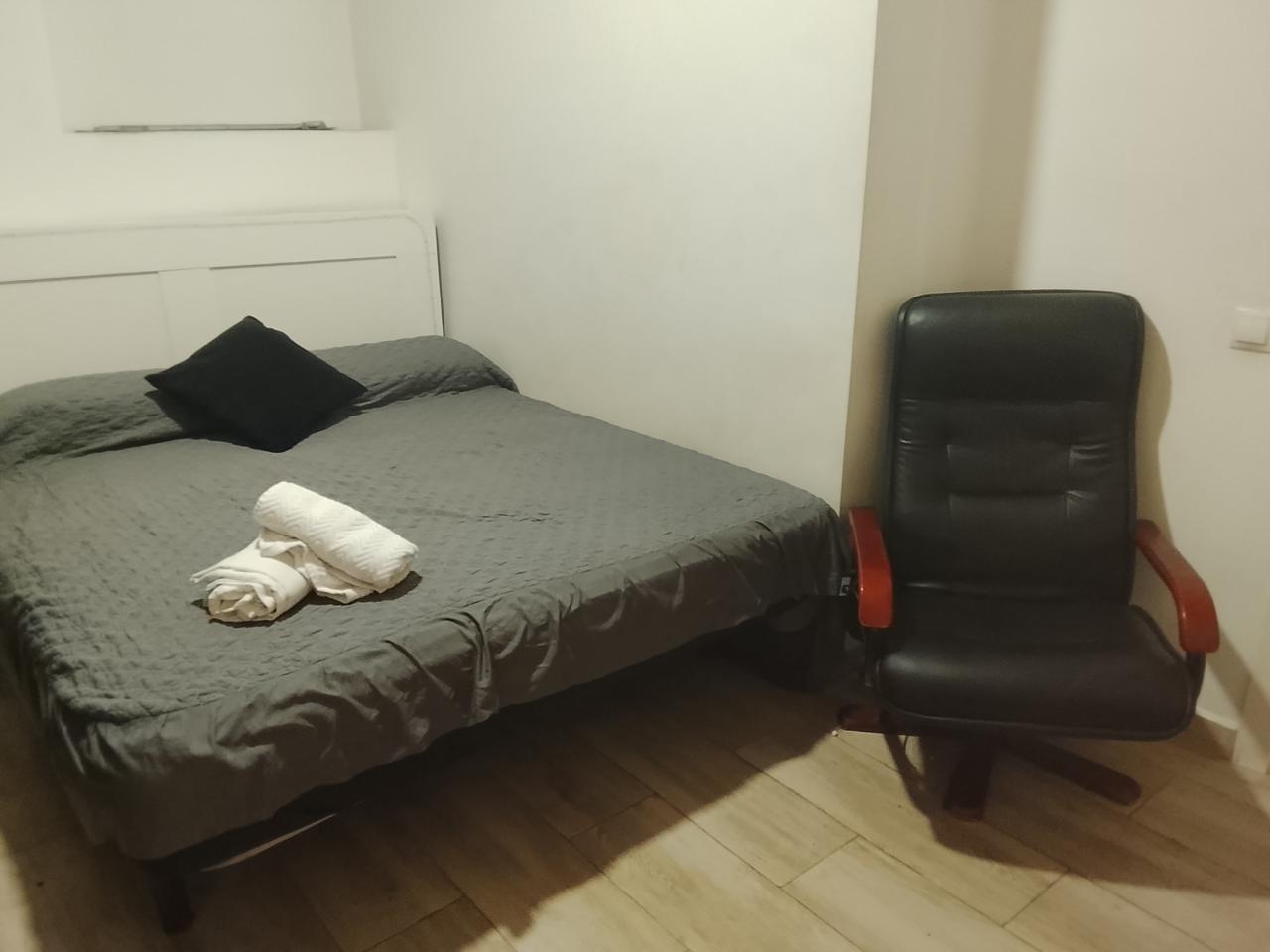 Chica busca chico en Barcelona: 