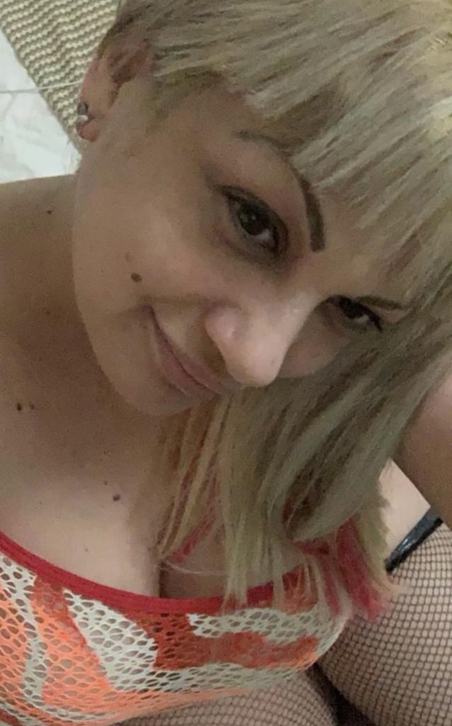 Chica busca chico en Huesca: 