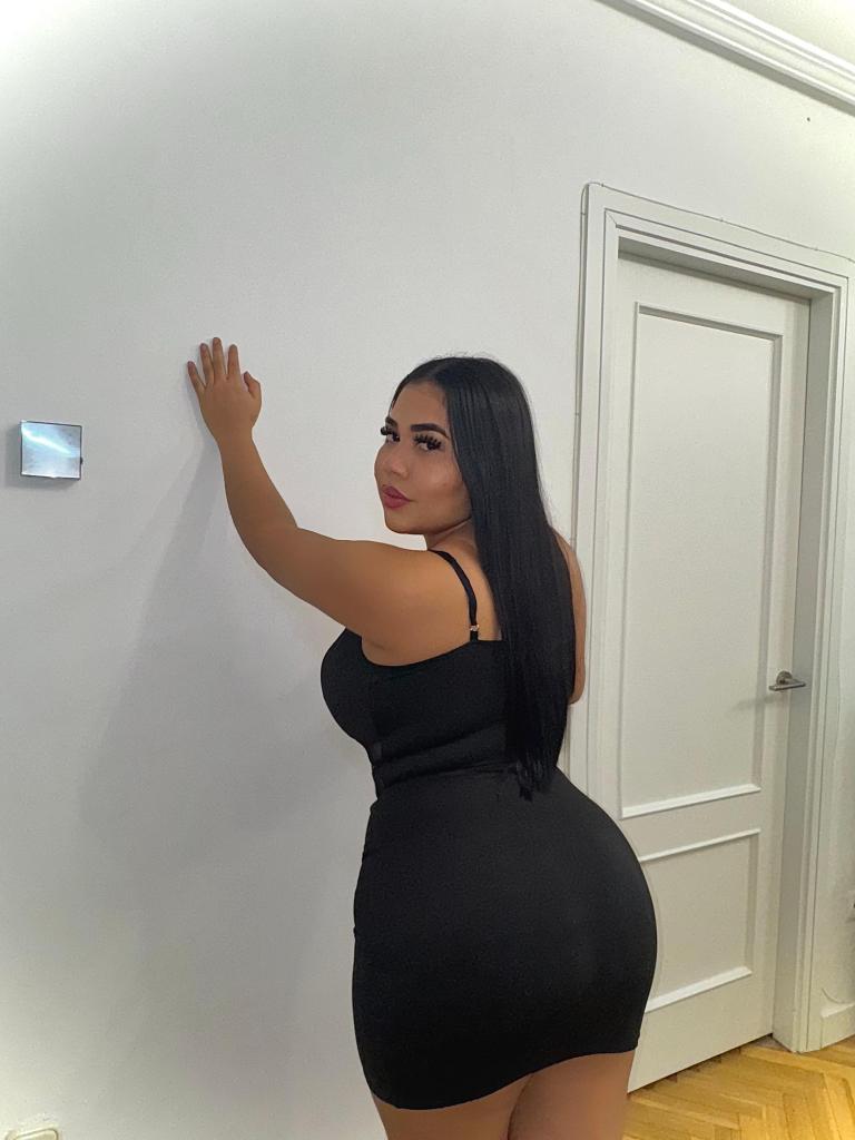 613602849: Chica busca chico en Salamanca