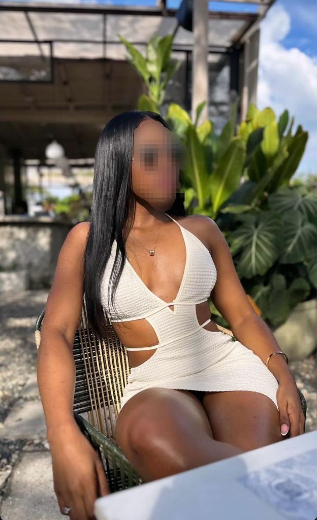 Chica busca chico en Sevilla: 