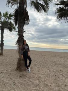 634057090: Chica busca chico en Tenerife