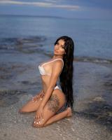 634244452: Chica busca chico en Ibiza