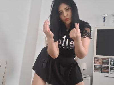 689285963: Chica busca chico en Zaragoza