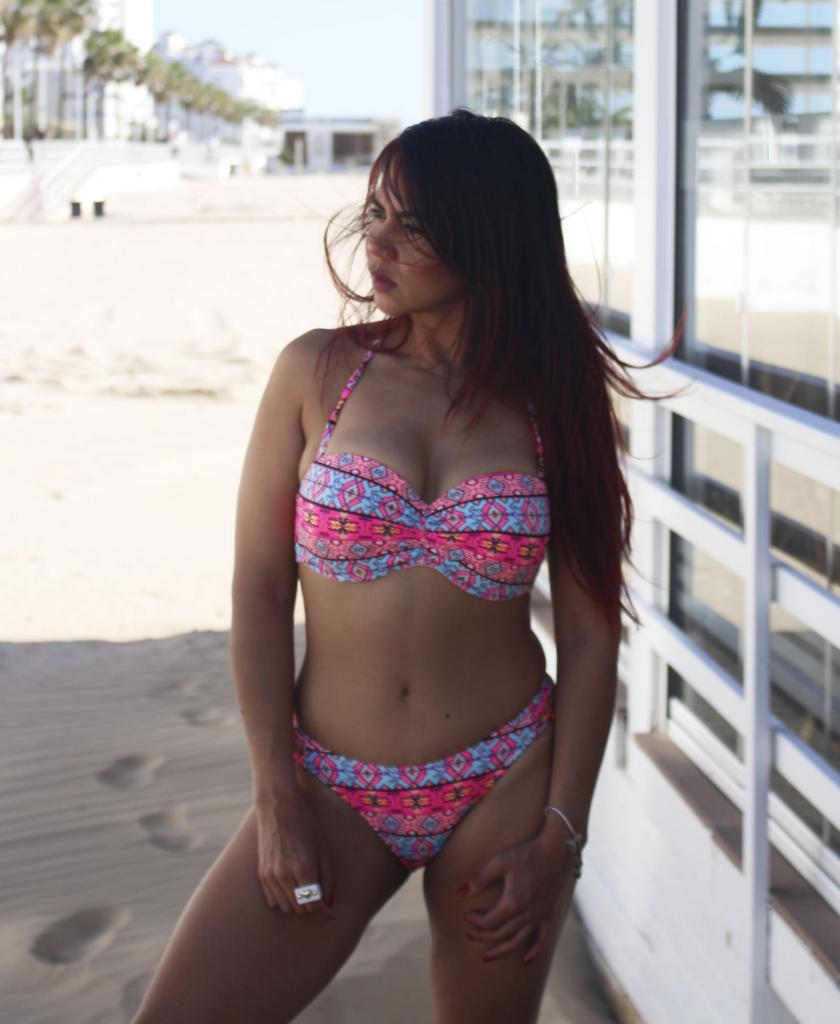 Chica busca chico en Almería: 