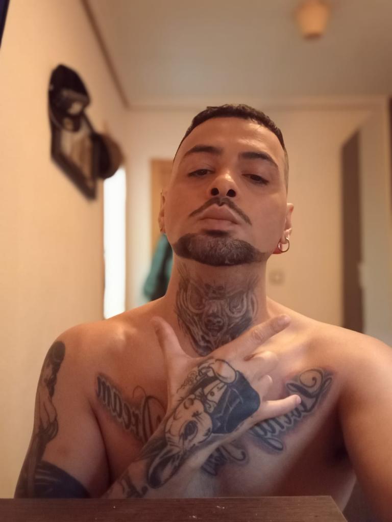 613106777: Chico busca chica en Valladolid