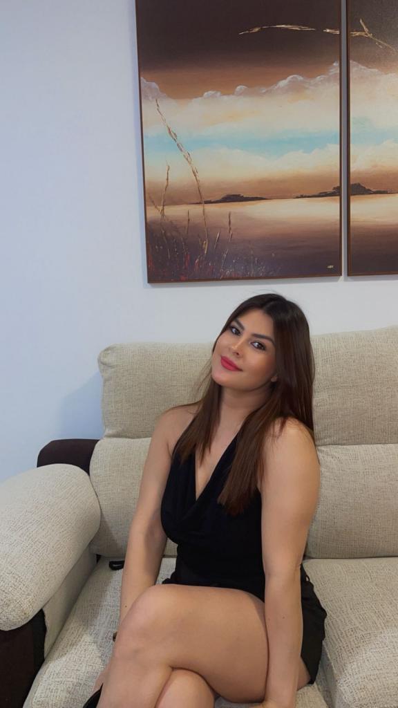 Chica busca chico en Valencia: Chica busca chico