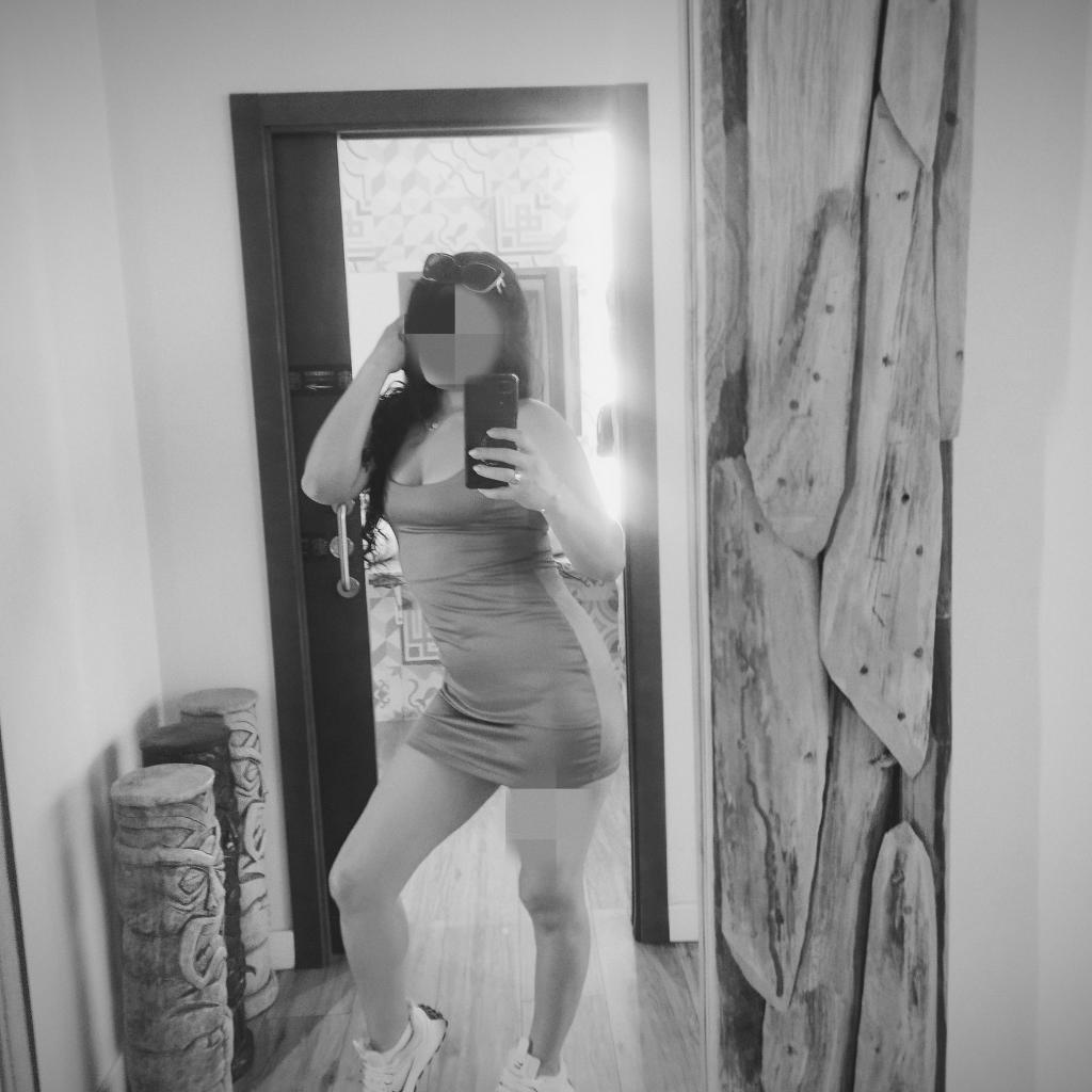 Chica busca chico en Granada: 