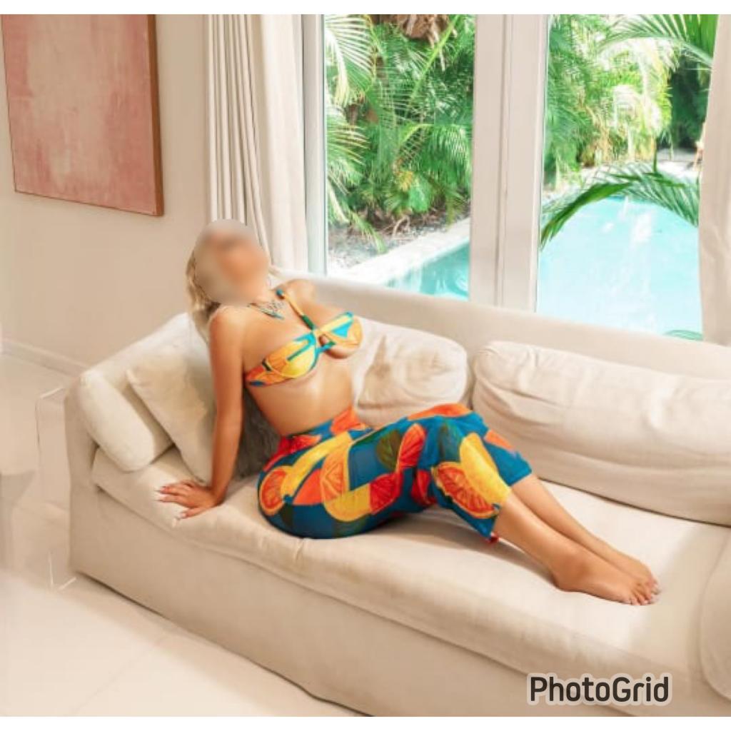 632971847: Chica busca chico en Cantabria