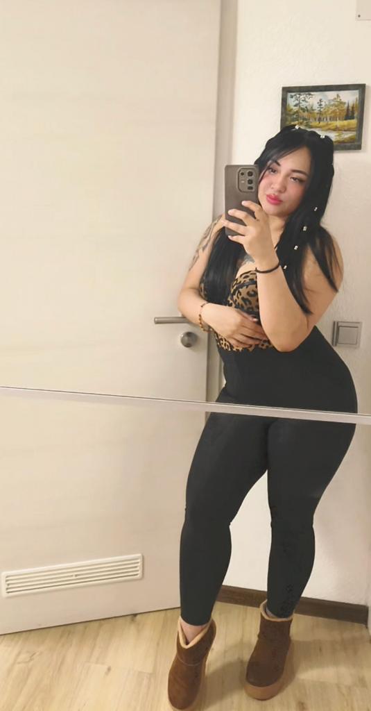 Chica busca chico en Murcia: 