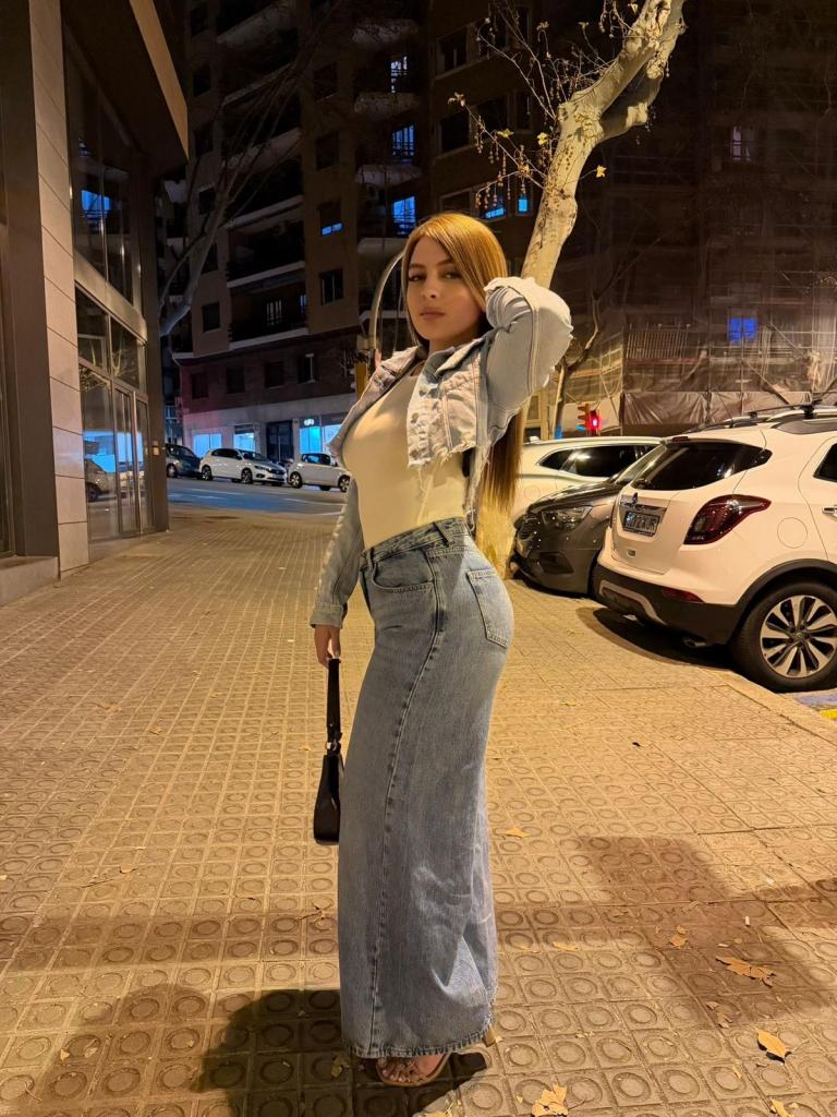 Chica busca chico en Barcelona: 