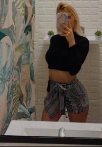 631222162: Chica busca chico en Madrid