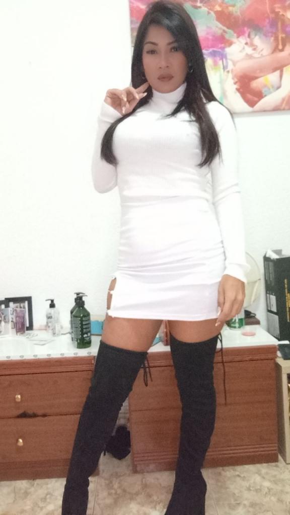 643048478: Chica busca chico en Zaragoza