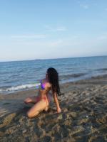 614584243: Chica busca chico en Granada