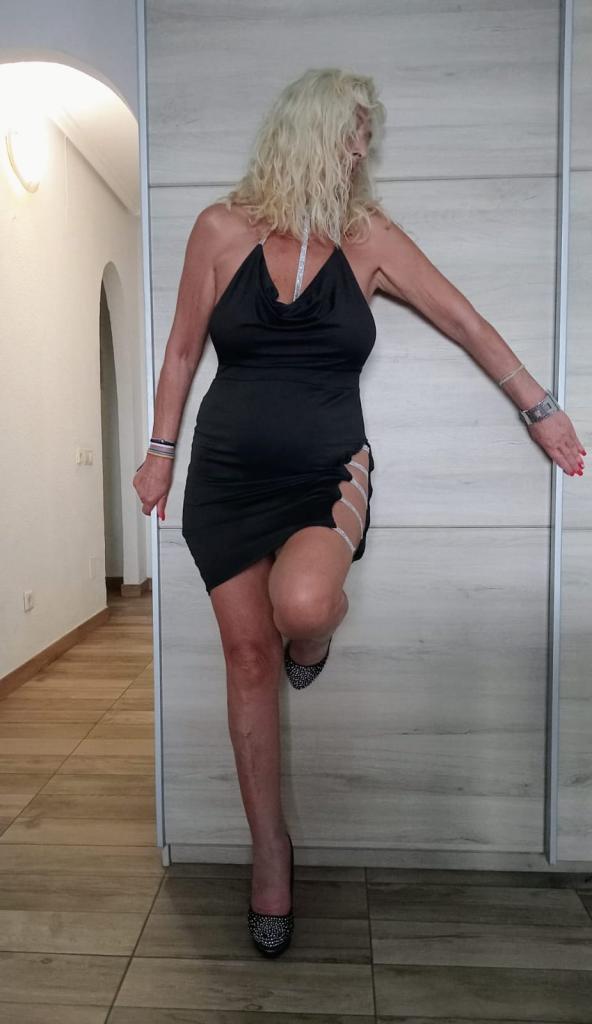 633365464: Chica busca chico en Asturias