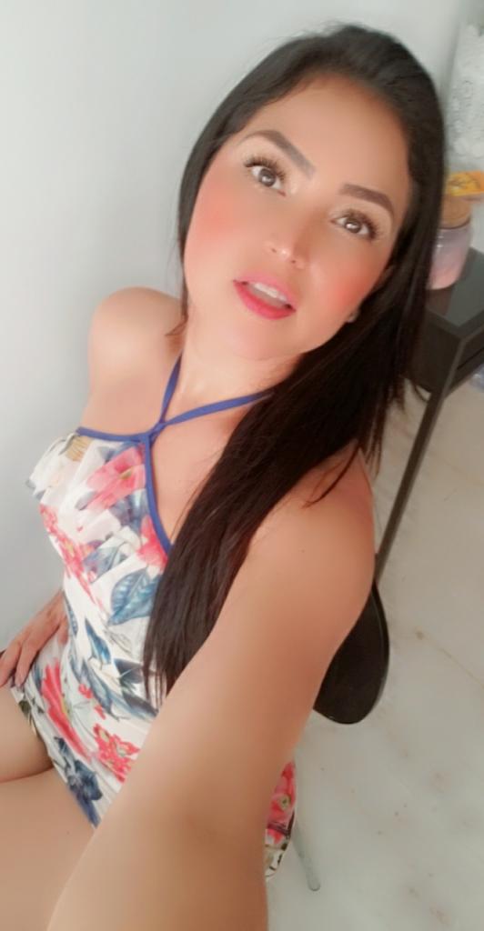 Chica busca chico en Valencia: Chica busca chico