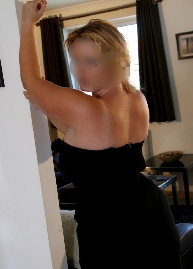 Chica busca chico en Huesca: 