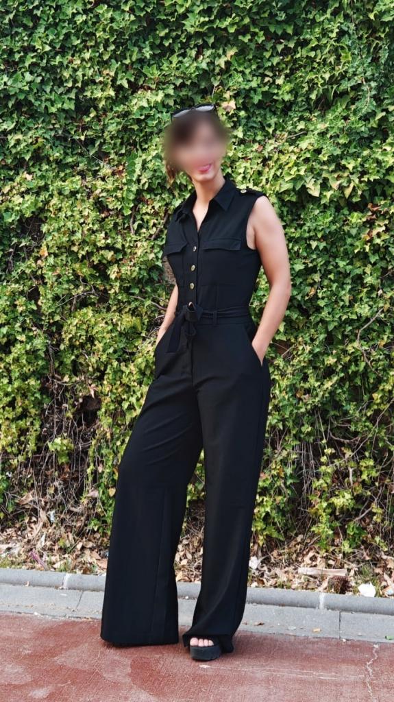 684768165: Chica busca chico en Barcelona