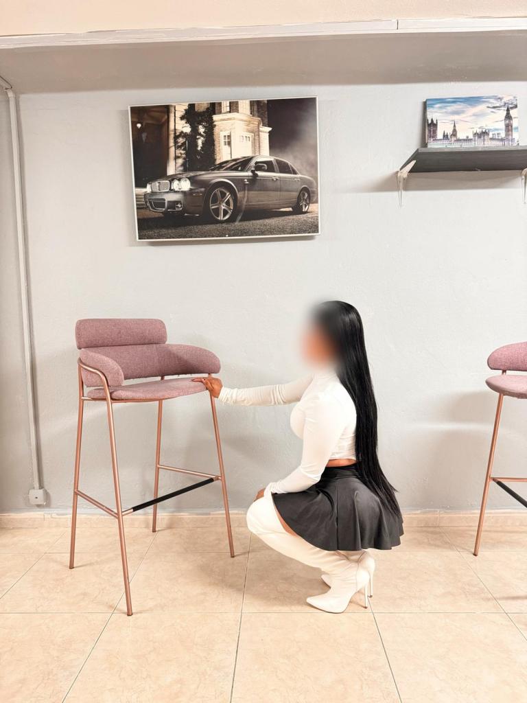 Chica busca chico en Mallorca: 