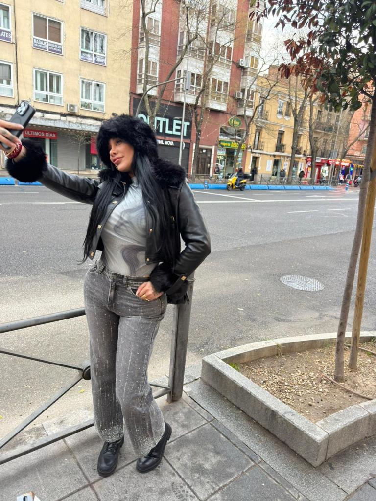 631291643: Transexual en Barcelona