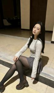 614957701: Chica busca chico en Valencia