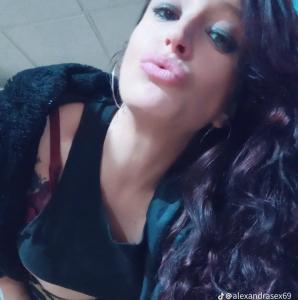 604441759: Chica busca chico en Alicante