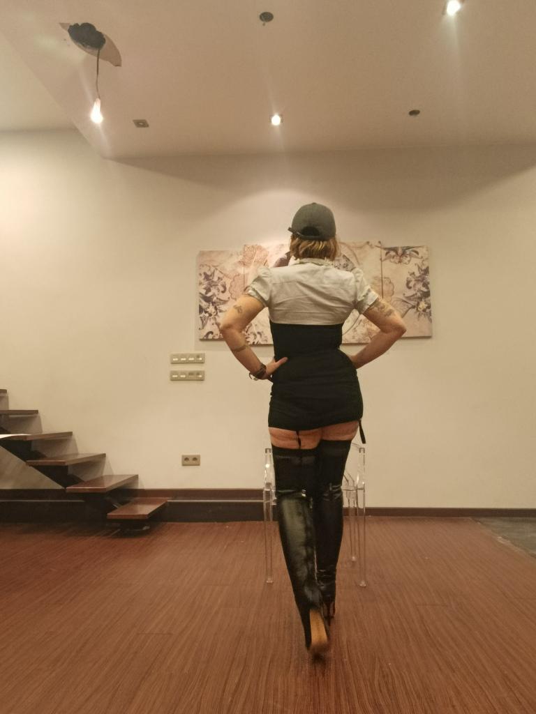 Chica busca chico en Pontevedra: 