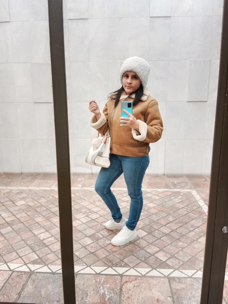 667795050: Chica busca chico en Huelva