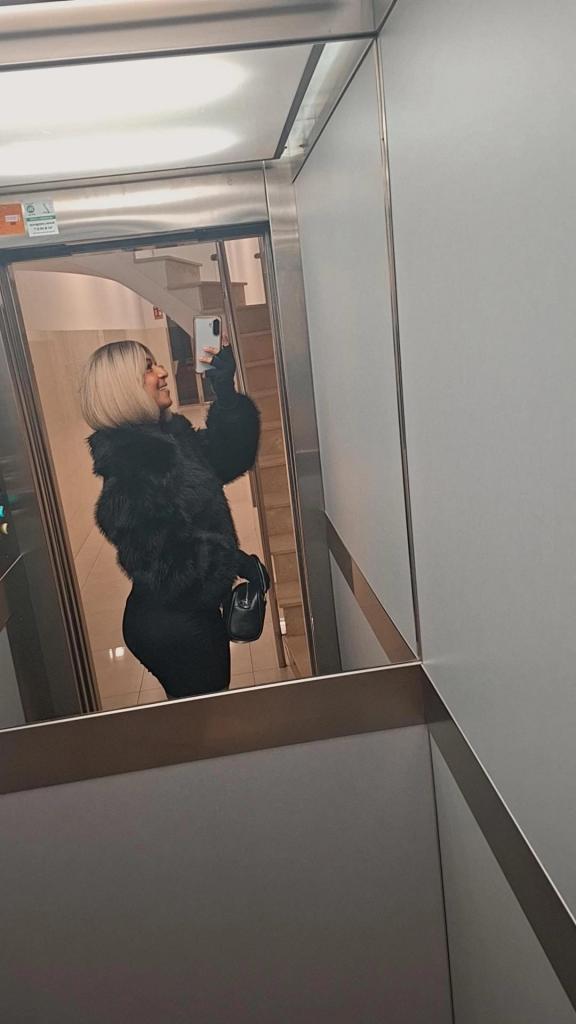 697633175: Travesti en Valencia