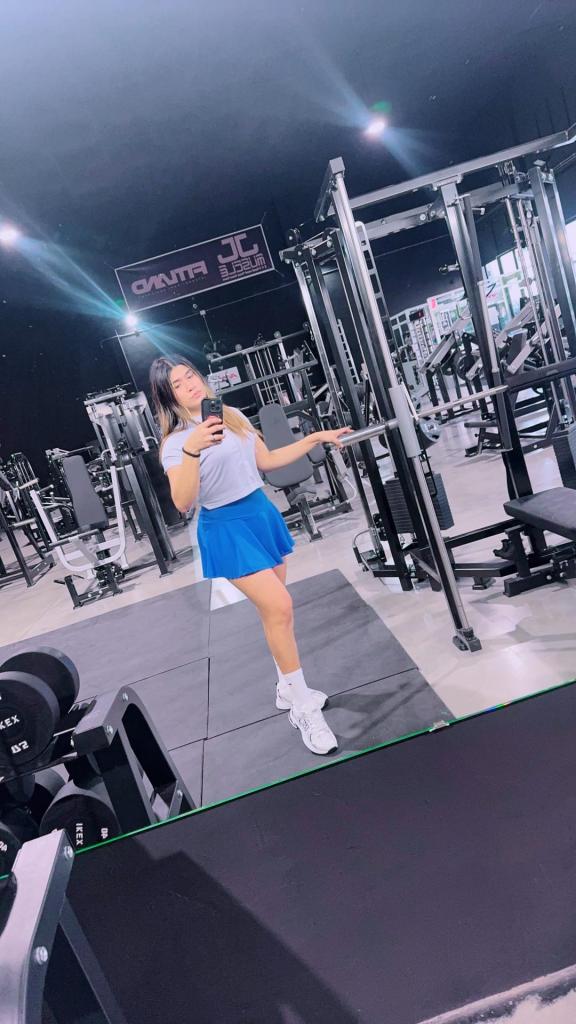 637274168: Transexual en Cáceres