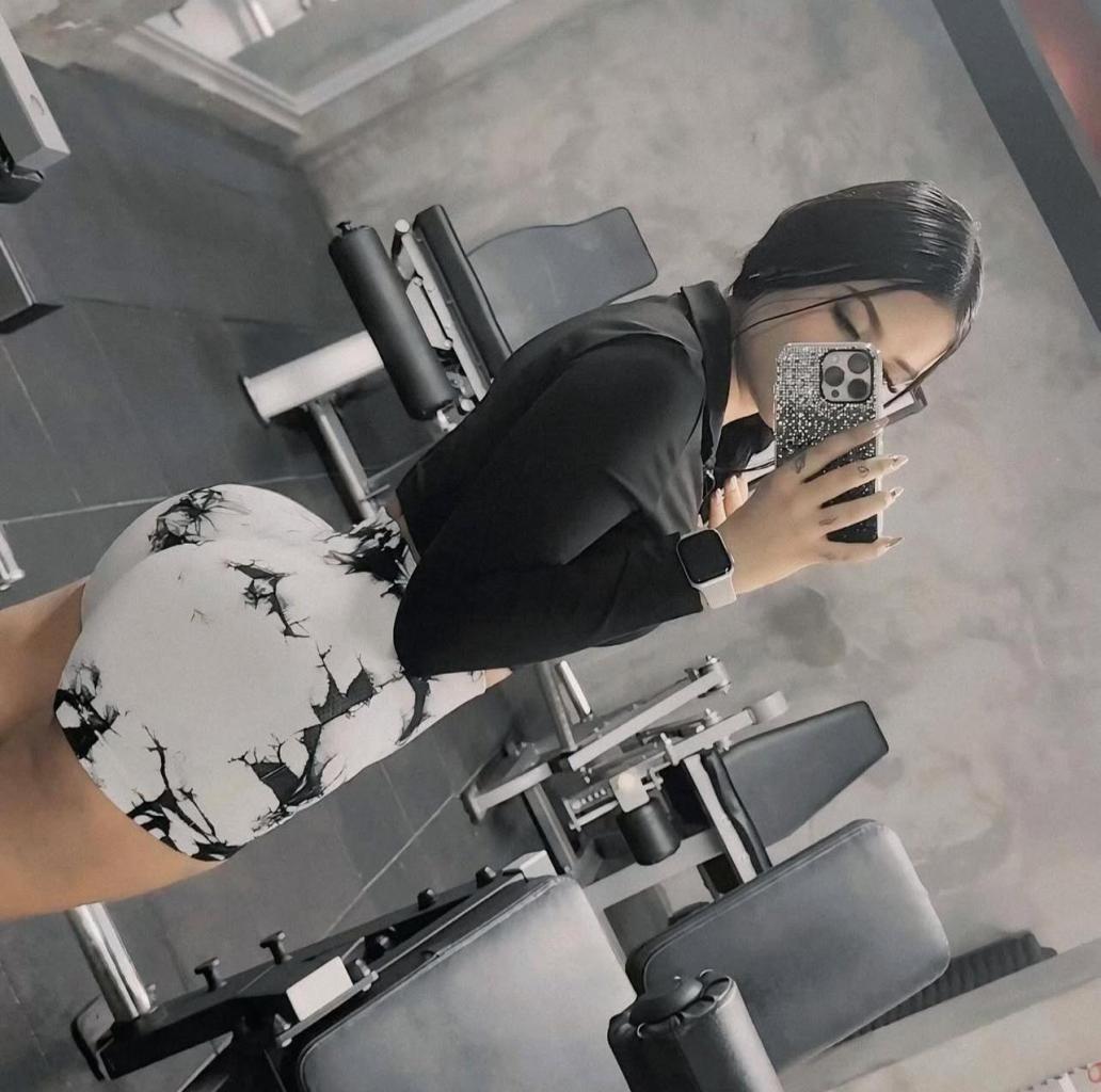 Chica busca chico en Tenerife: 